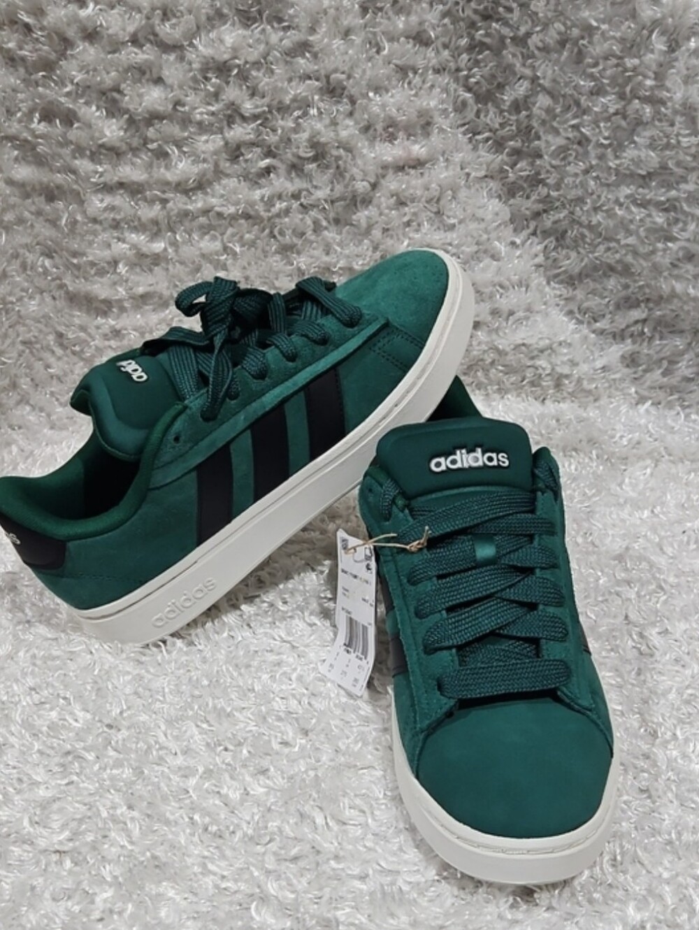 Men's adidas Green Suede Low-Top Sneakers with Black Stripes and White Sole